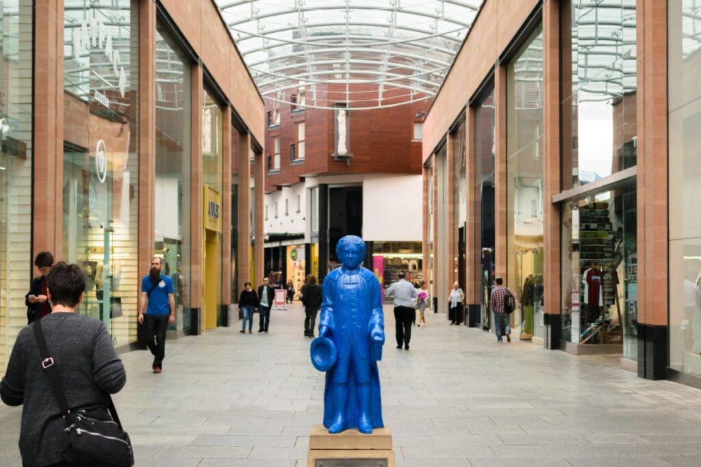 Frasers Group is engaging in talks to buy the Princesshay shopping centre in Exeter, the Times has reported. 